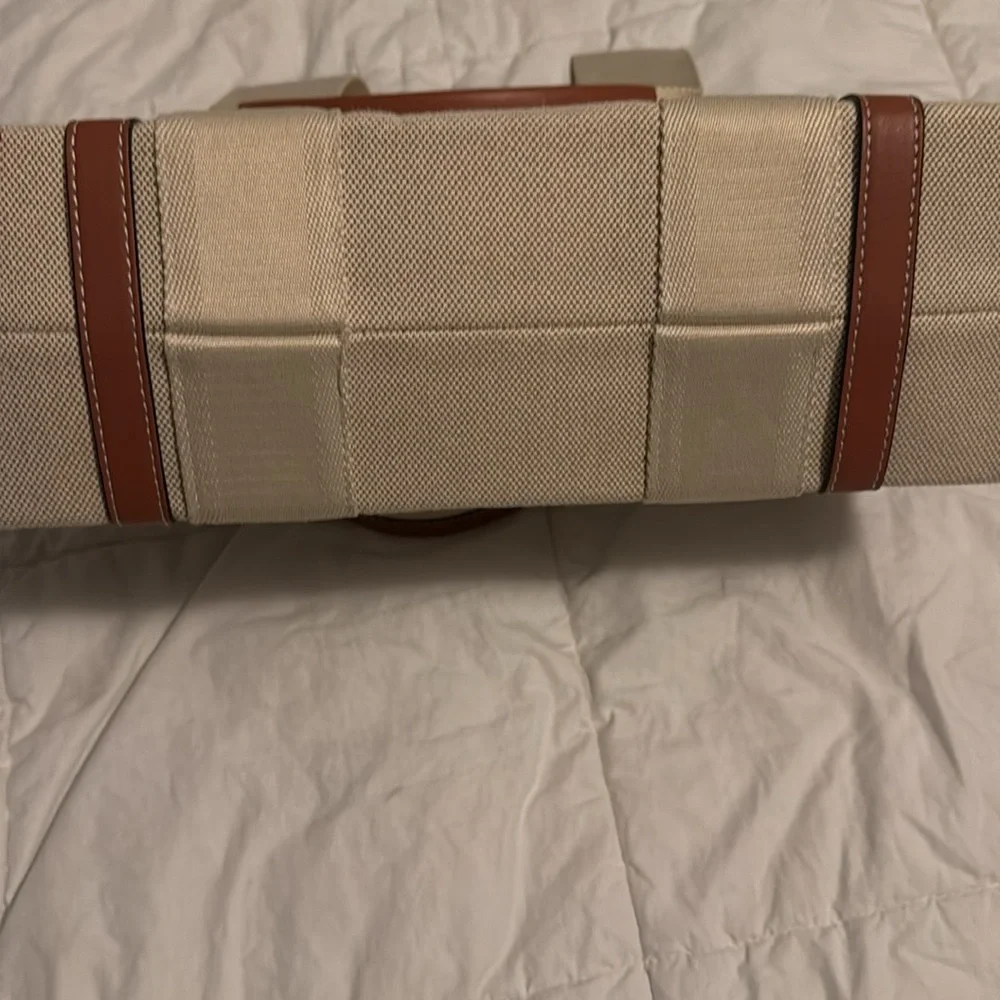 Brand new - Picture 4 of 6